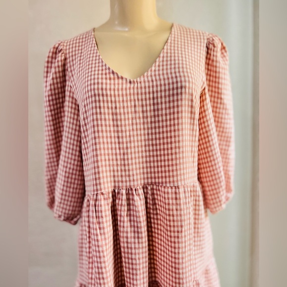 Petal and Pup mini size 4 dress puffy sleeves gentle used only - Picture 3 of 10